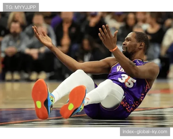 火箭五人得分上双轻取老鹰 杜兰特主导进攻高潮 火箭五人得分上双轻取老鹰 杜兰特主导进攻高潮